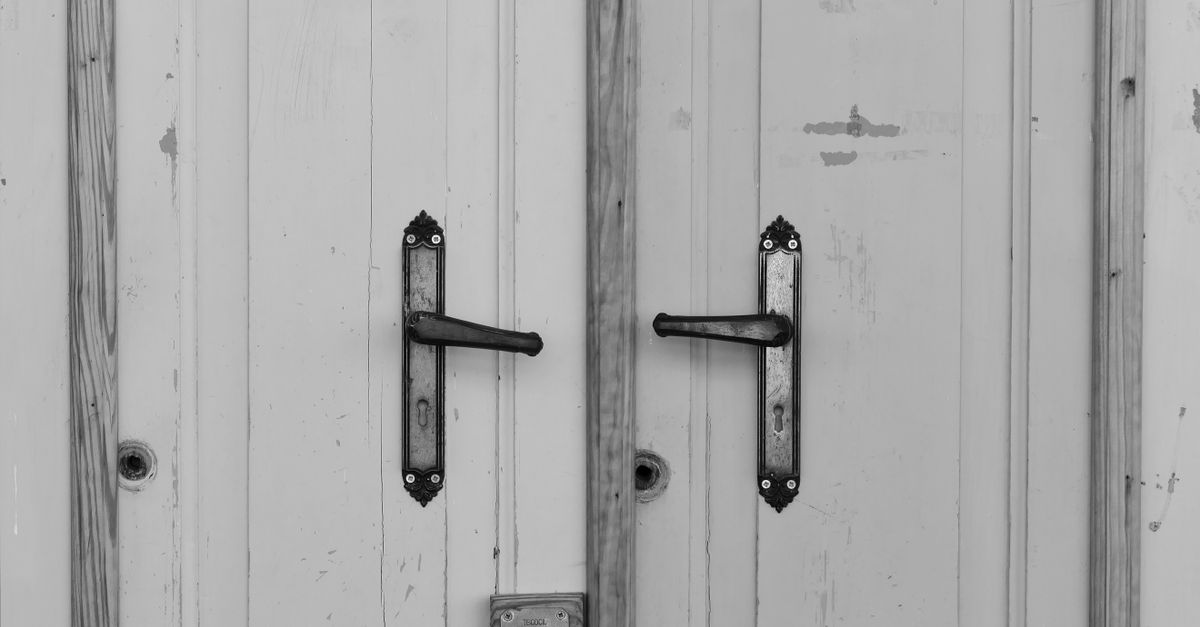 Signs It's Time for a Door Knob Lock Replacement — Columbia Guardian Locksmith